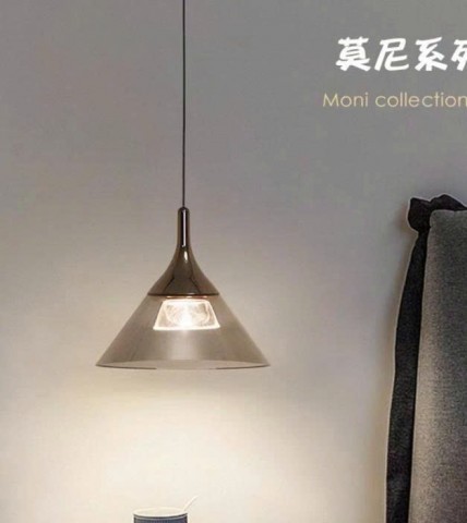 Chao đèn thả hình CHÓP NÓN, chất liệu MICA - D200